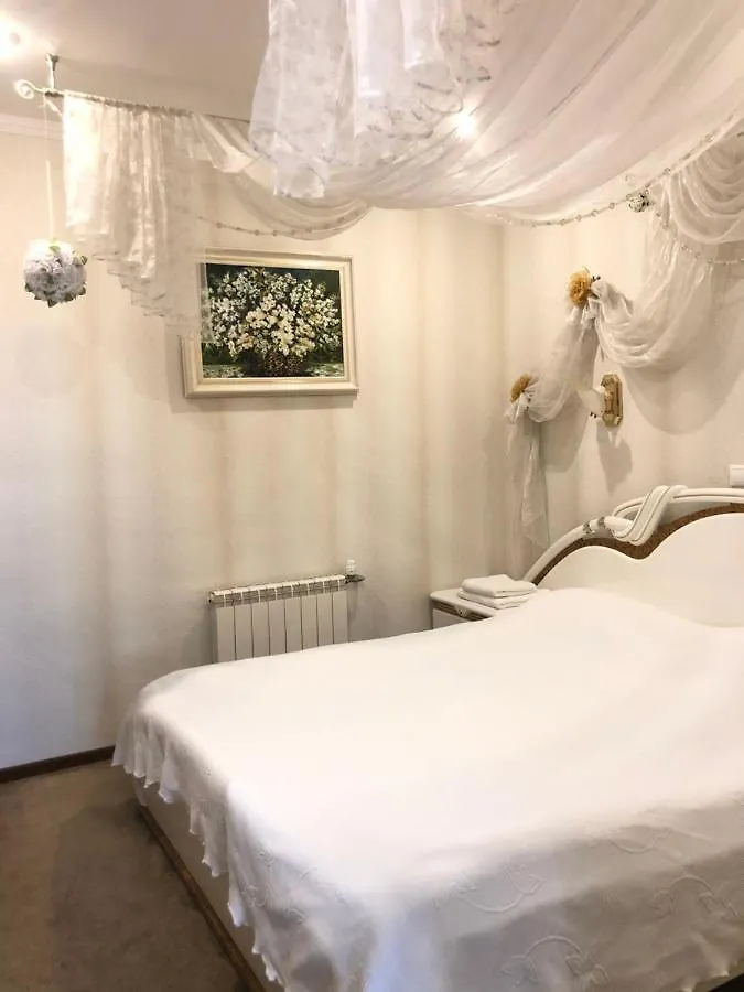 Gusarskiy Hotel&Apartment Kiev Ukrayna