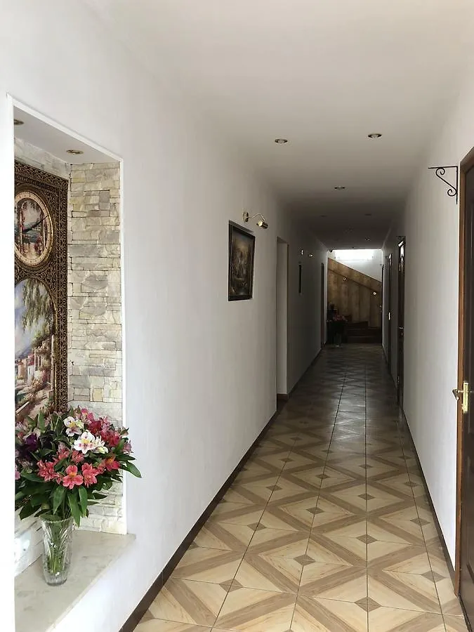 Gusarskiy Hotel&Apartment Kiev